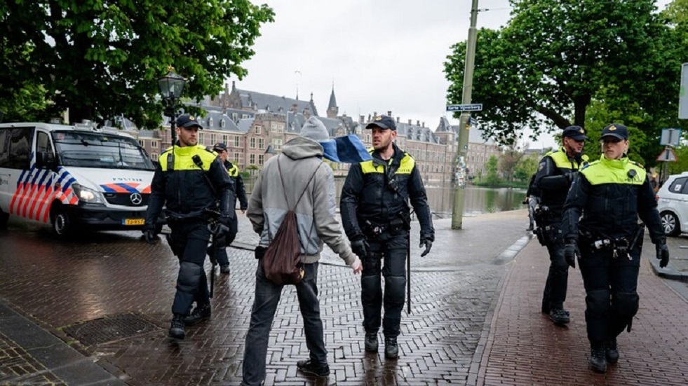 هولندا.. اعتقال العشرات خلال احتجاج على قيود كورونا