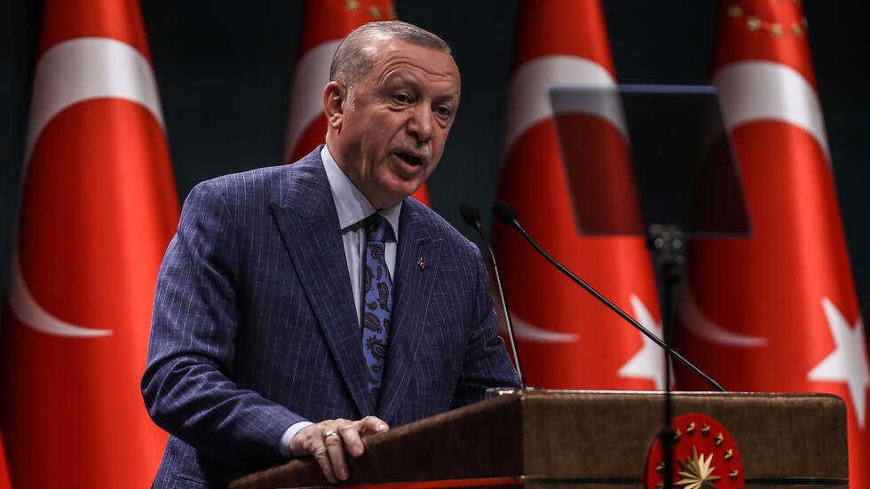 أردوغان: بحثت مع تميم جميع قضايا المنطقة