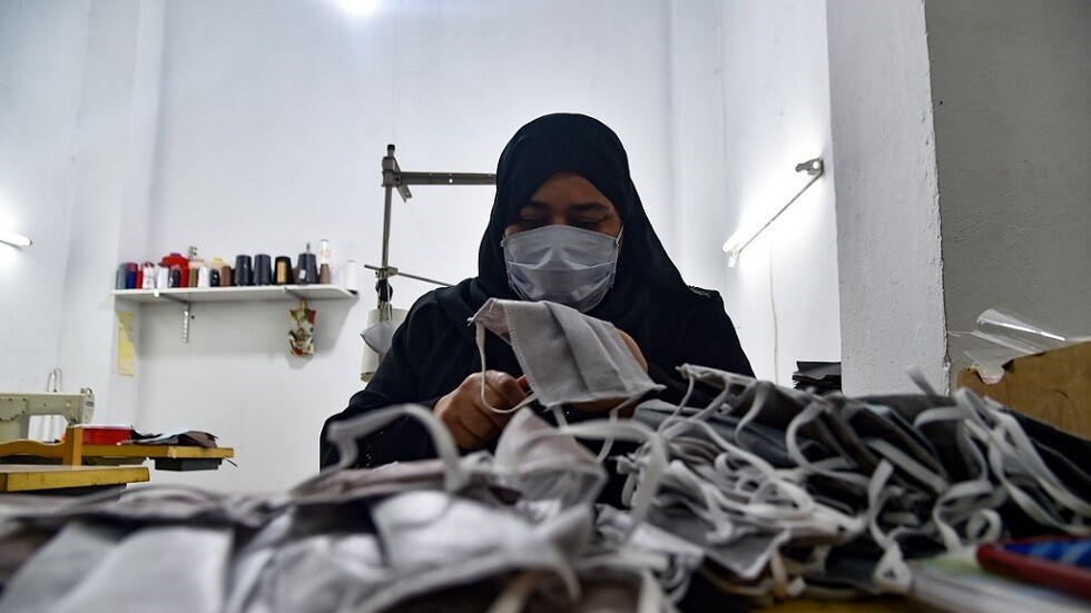 إصابات كورونا اليومية في الجزائر تتجاوز الـ400 لأول مرة