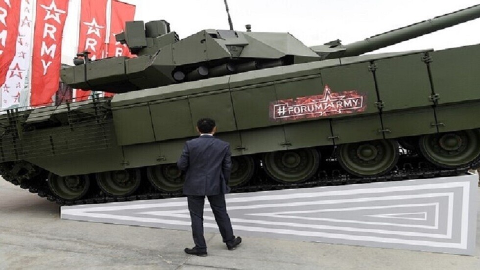 روسيا تختبر دبابة مسيرة دون طاقم