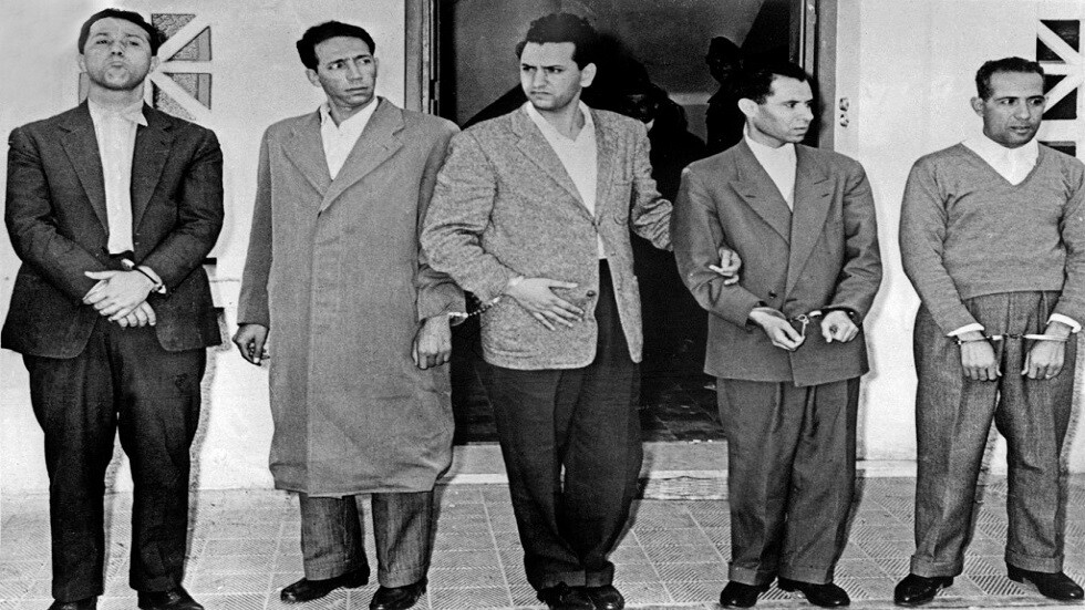 في ذكرى الاستقلال.. الجزائر تصدر نماذج نقود جديدة تحمل صور ثوار (صور)
