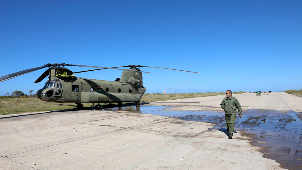 بعد 6 سنوات من أول ظهور له.. طيران حربي مجهول يعود إلى ضرب أهداف في غرب ليبيا