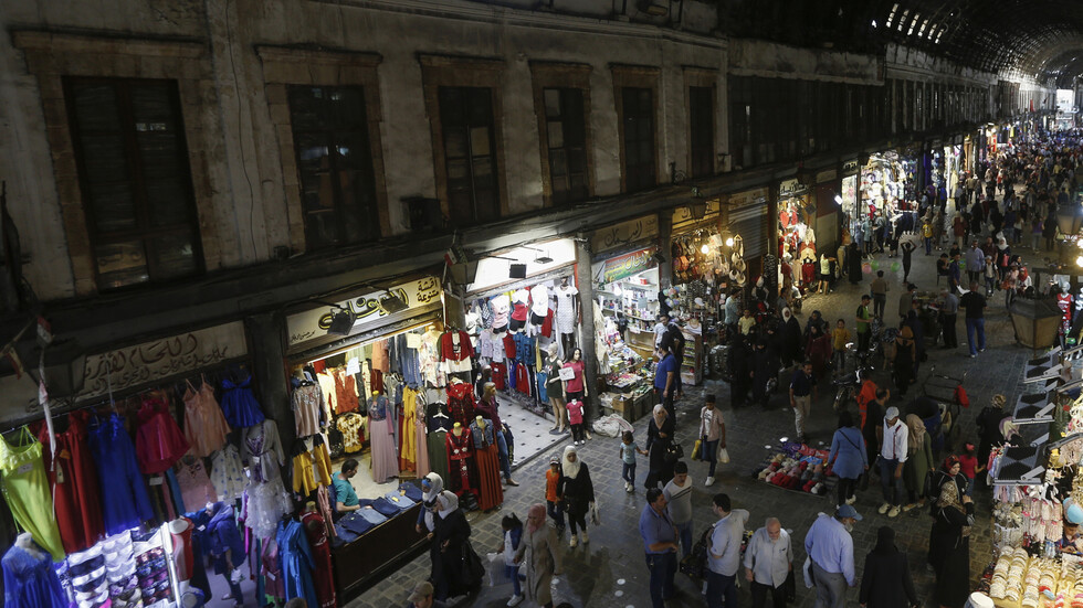 سوريا تسجل أكبر حصيلة يومية في إصابات ووفيات كورونا