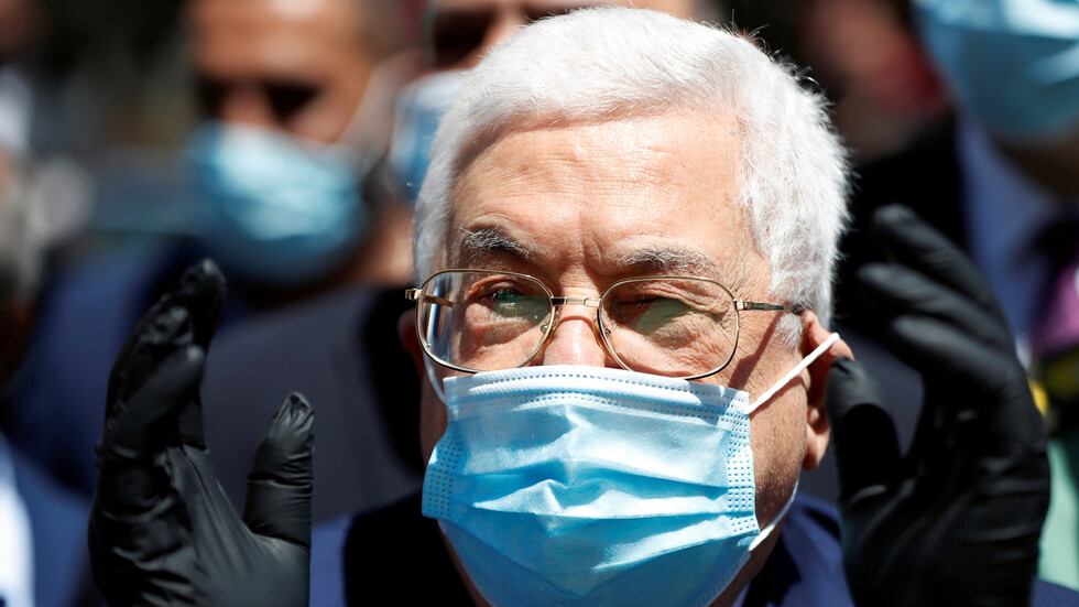 عباس يعلن حالة الطوارئ في فلسطين لمدة شهر بسبب كورونا