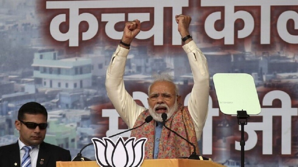 الهند تحقق فائضا تجاريا لأول مرة منذ 18 عاما