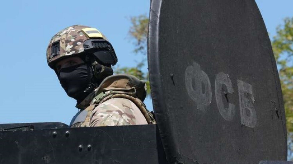 توقيف 6 أشخاص في القرم بشبهة الانتماء إلى "حزب التحرير"