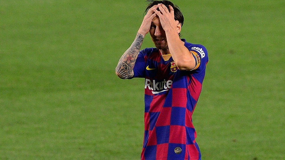 إدارة برشلونة تقرر تخفيض راتب ميسي