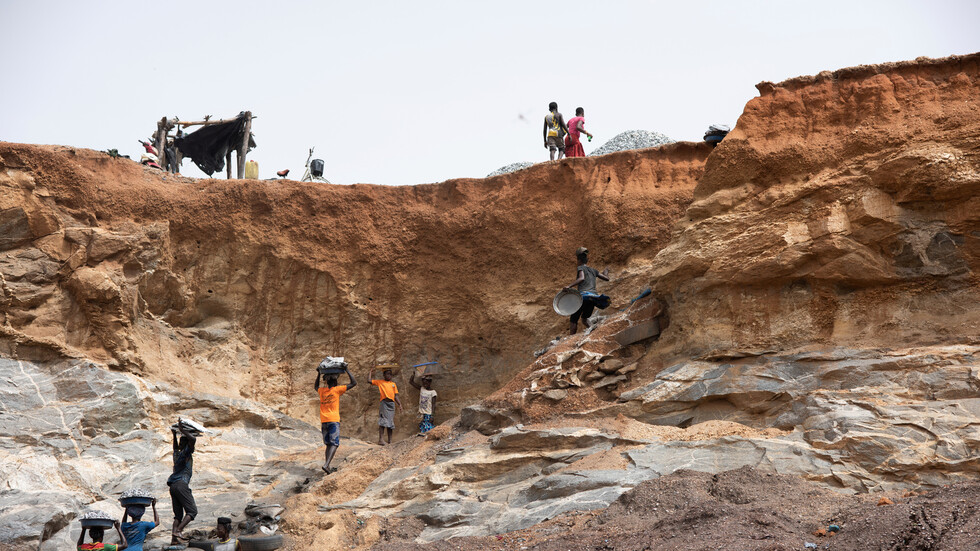 العثور على عشرات الجثث في بوركينا فاسو