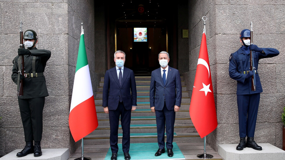 تركيا توسع الجبهة ضد حفتر