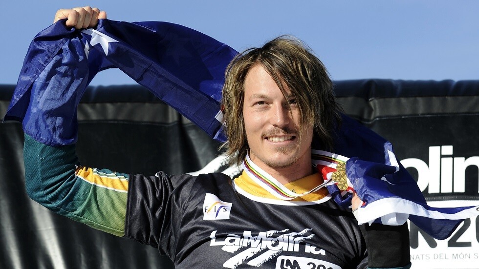 مصرع بطل العالم "للسنوبورد" في أستراليا غرقا