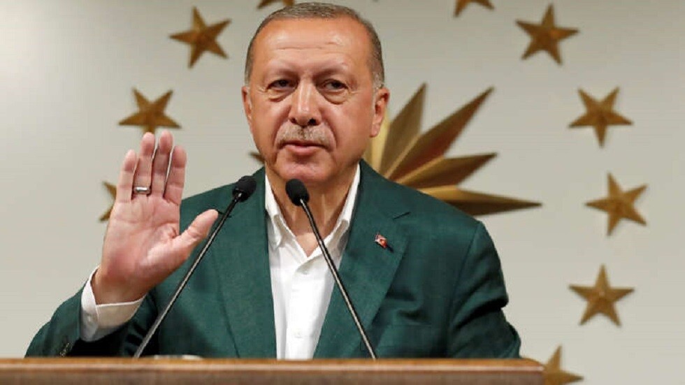 "زمان التركية": شعبية حزب أردوغان ستشهد انهيارا مخيفا