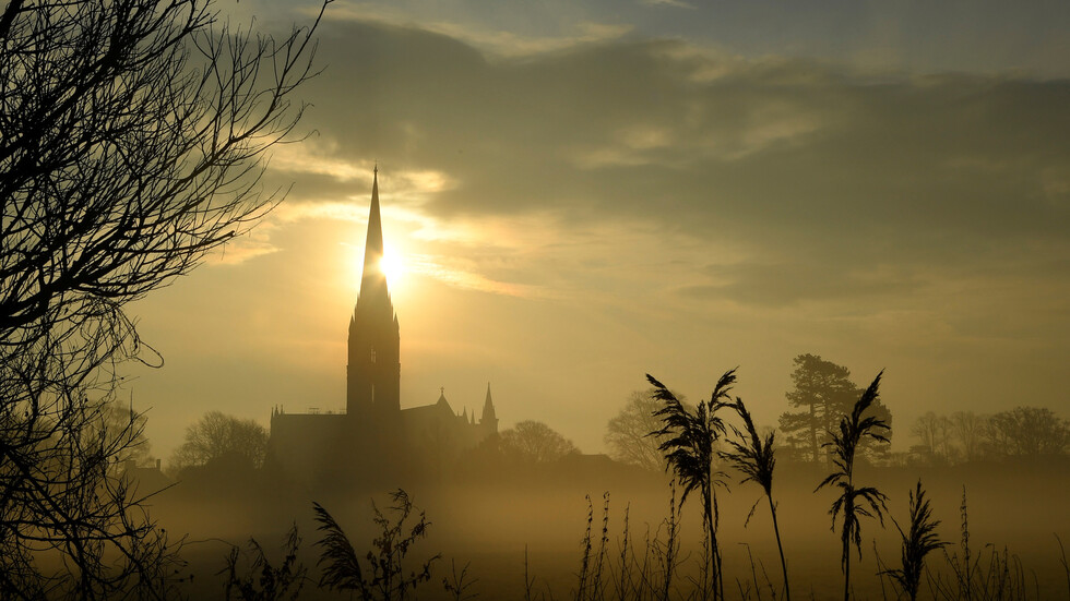 عقوبة السجن لبريطاني حاول سرقة الميثاق الأعظم