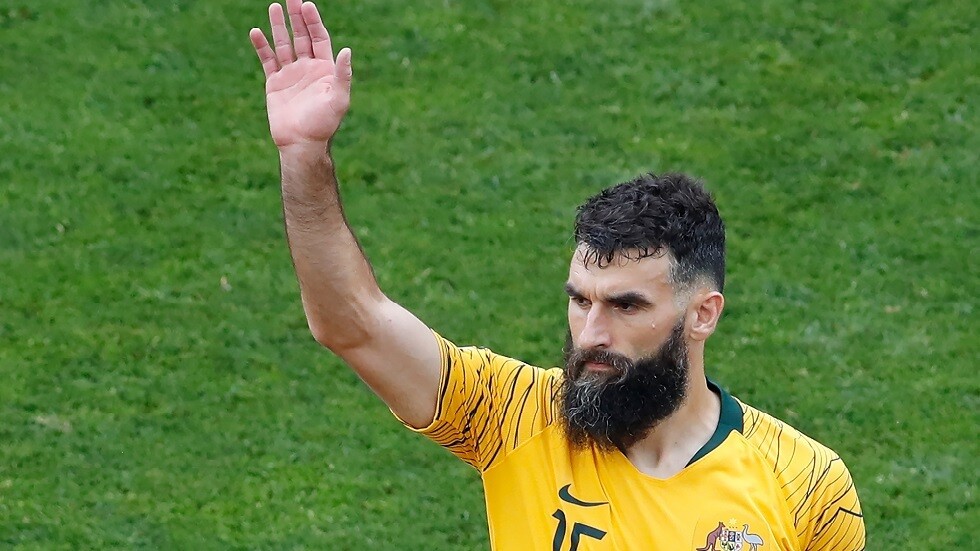 قائد منتخب أستراليا يديناك يعتزل كرة القدم