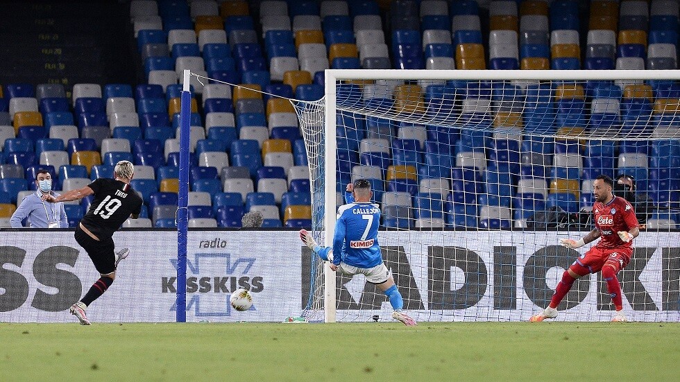 نابولي وميلان لا غالب ولا مغلوب (فيديو)
