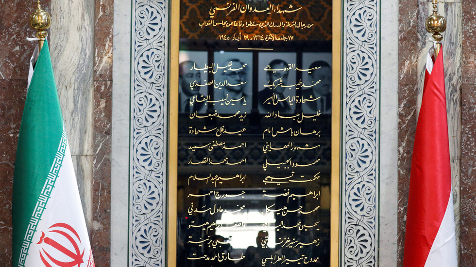 إيران تؤكد أن تعاونها العسكري والاقتصادي مع سوريا سيتعزز أكثر من السابق