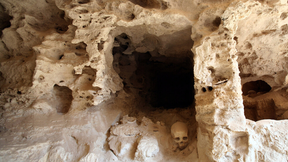 البحث عن مقبرة كليوباترا المفقودة يكشف عن 