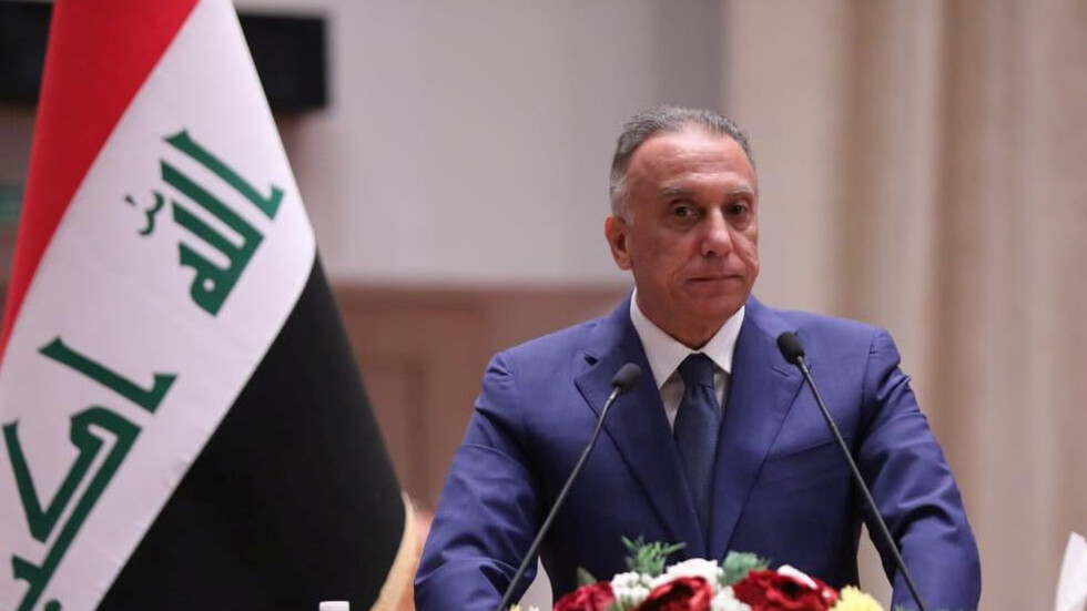 الكاظمي يوجه القوات المسلحة بالسيطرة على منافذ حدودية مع إيران والكويت