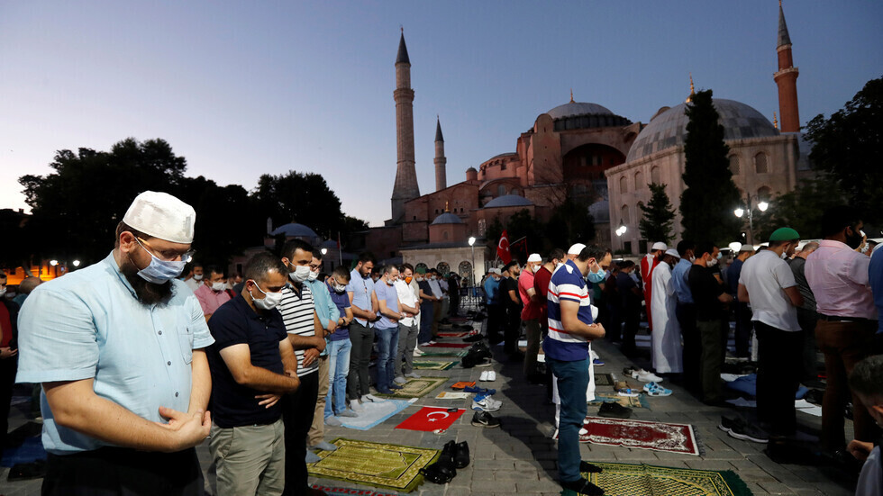 القديسة صوفيا ضحية العثمانية الجديدة؟