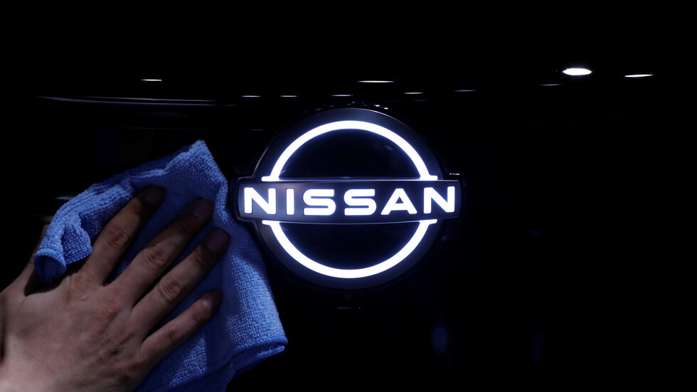 للمرة الأولى منذ 20 عاما.. "نيسان" تغير شعارها