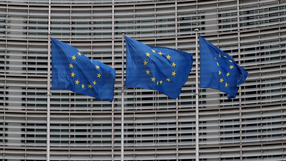 الاتحاد الأوروبي يحدث لائحة 