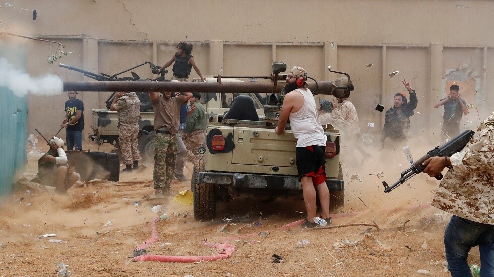 حكومة الوفاق الليبية تحشد قواتها قرب سرت