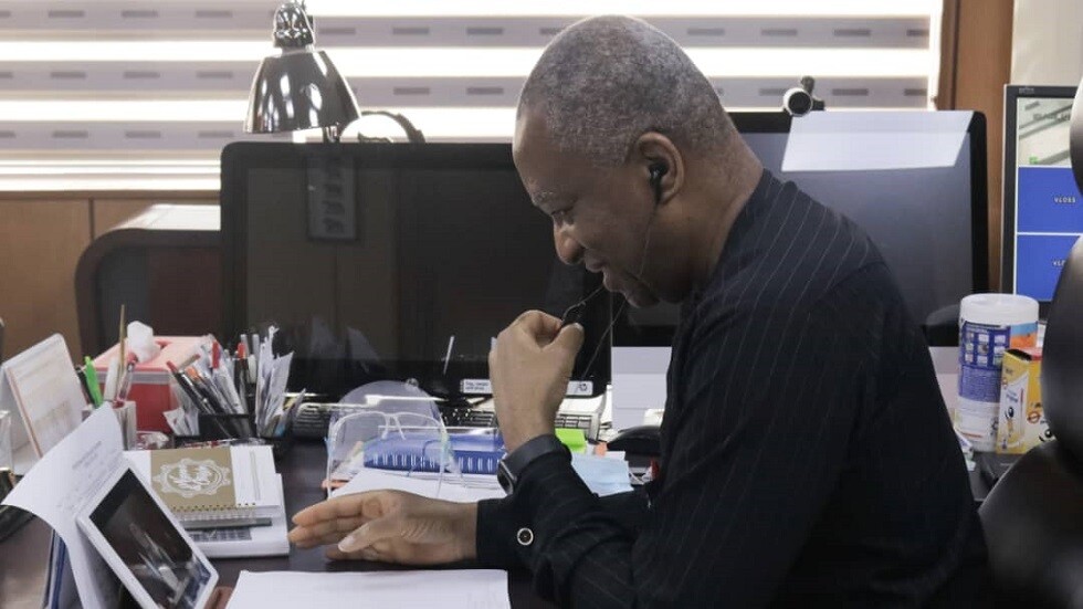 وزير خارجية نيجيريا يعلن إصابته بفيروس كورونا المستجد