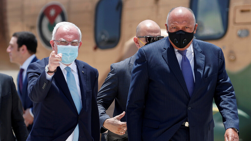 شكري يؤكد من رام الله الموقف المصري الداعم لاستعادة الحقوق المشروعة للشعب الفلسطيني