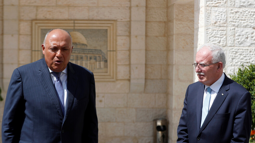 شكري يجدد موقف مصر الرافض لضم إسرائيل أجزاء من الضفة الغربية