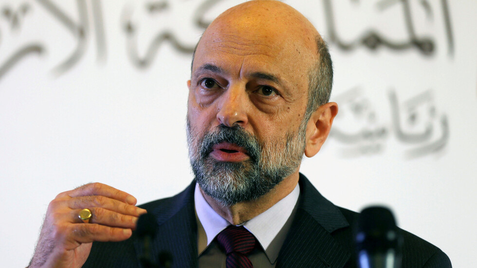 "الغارديان" عن الرزاز: الأردن قد يدعم إنشاء دولة فلسطينية -  إسرائيلية موحدة بشروط