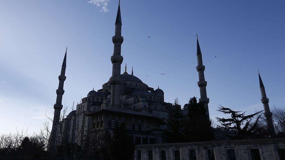 تركيا.. تعيين 3 أئمة و5 مؤذنين لـ"آيا صوفيا"