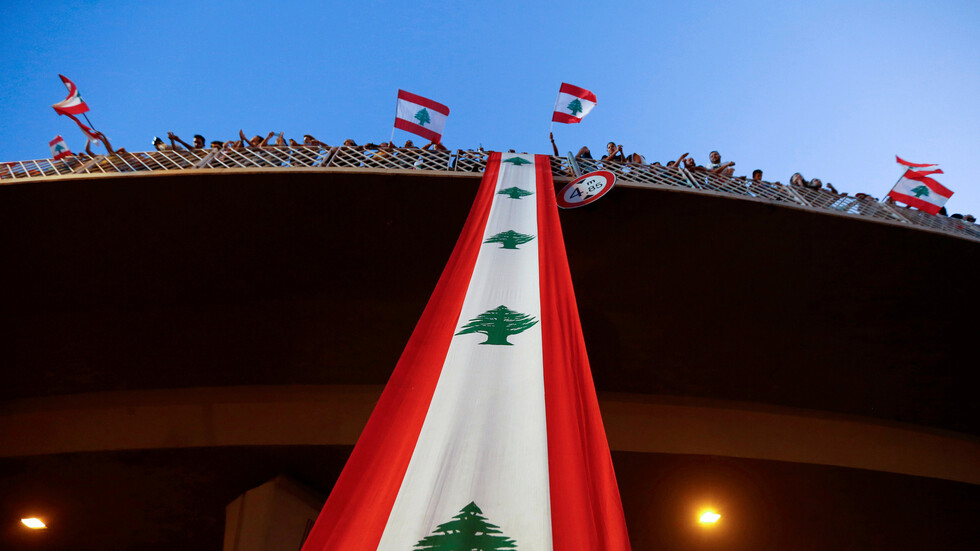 وزير بريطاني: في ظل غياب الإصلاحات في لبنان فإن الأزمة ستسوء