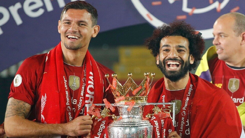 محمد صلاح يودع صديقه برسالة مؤثرة (فيديو)