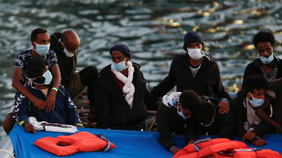 إنقاذ 95 مهاجرا قرب سواحل مالطا