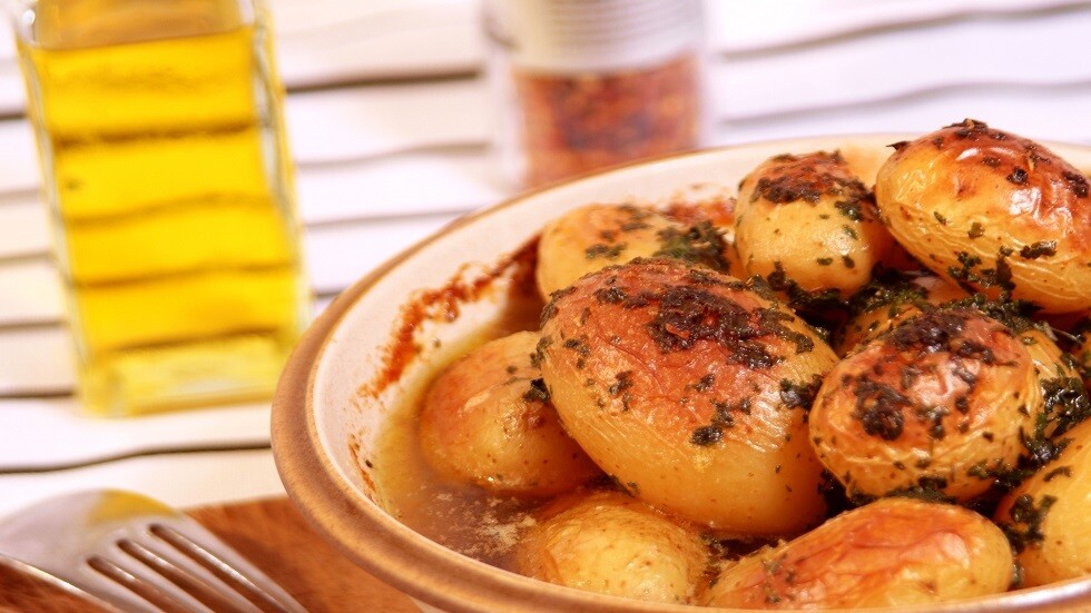 مادة غذائية شائعة تحسن عملية الهضم