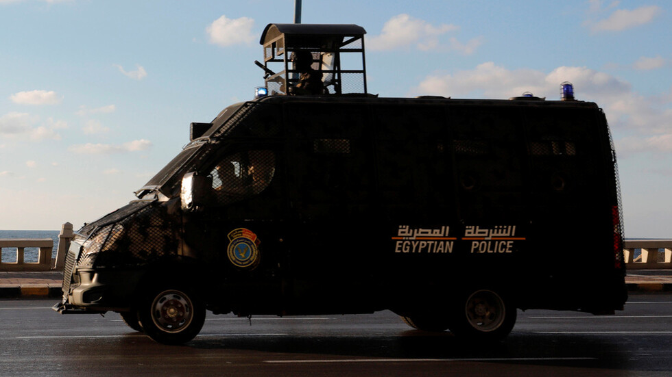 مصر.. شاب يقتل شقيقته بعد عودته من دولة خليجية بسبب إصرارها على الزواج من شاب