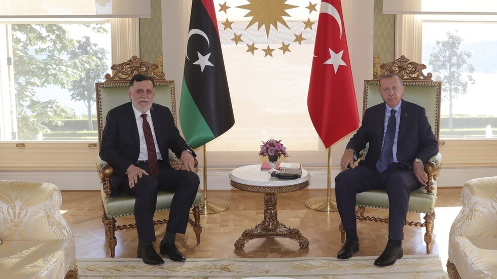 وكالة .. مسؤولون في "الوفاق" يكشفون عن فحوى مشاورات دفعت تركيا للتدخل في ليبيا