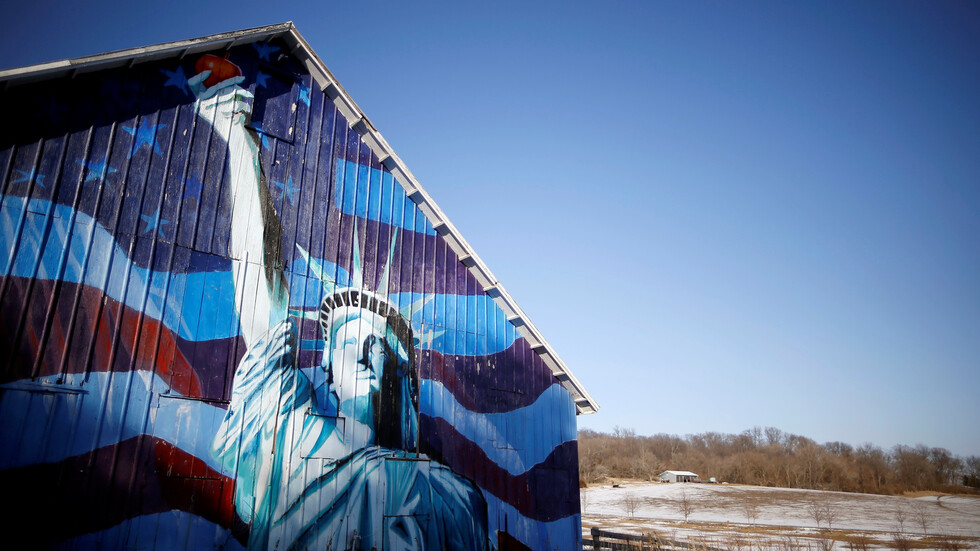 الولايات المتحدة تسجل أكثر من 1.2 ألف وفاة جراء كورونا خلال يوم