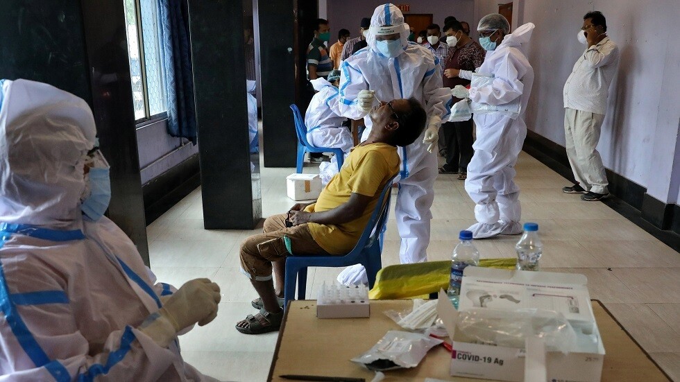 الهند.. مصرع 9 أشخاص احتسوا معقما لليدين