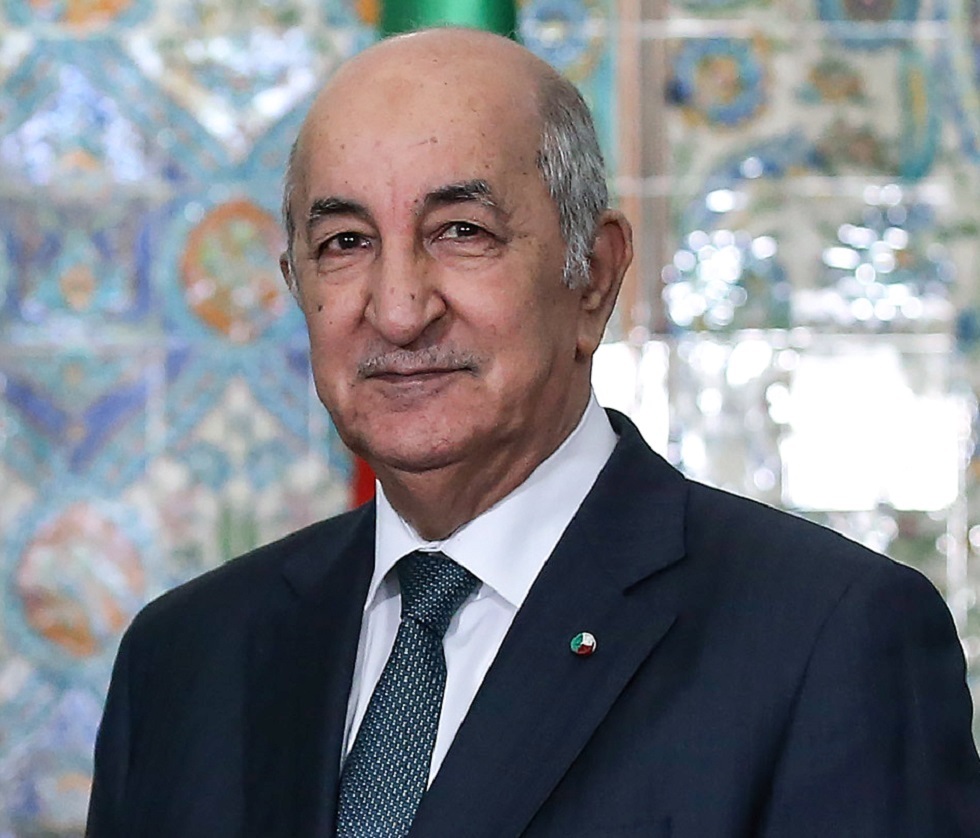 الرئيس الجزائري يعفو عن نحو 5000 سجين