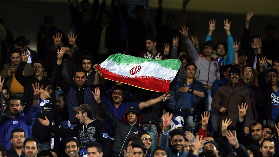 كورونا يضرب فريق استقلال طهران