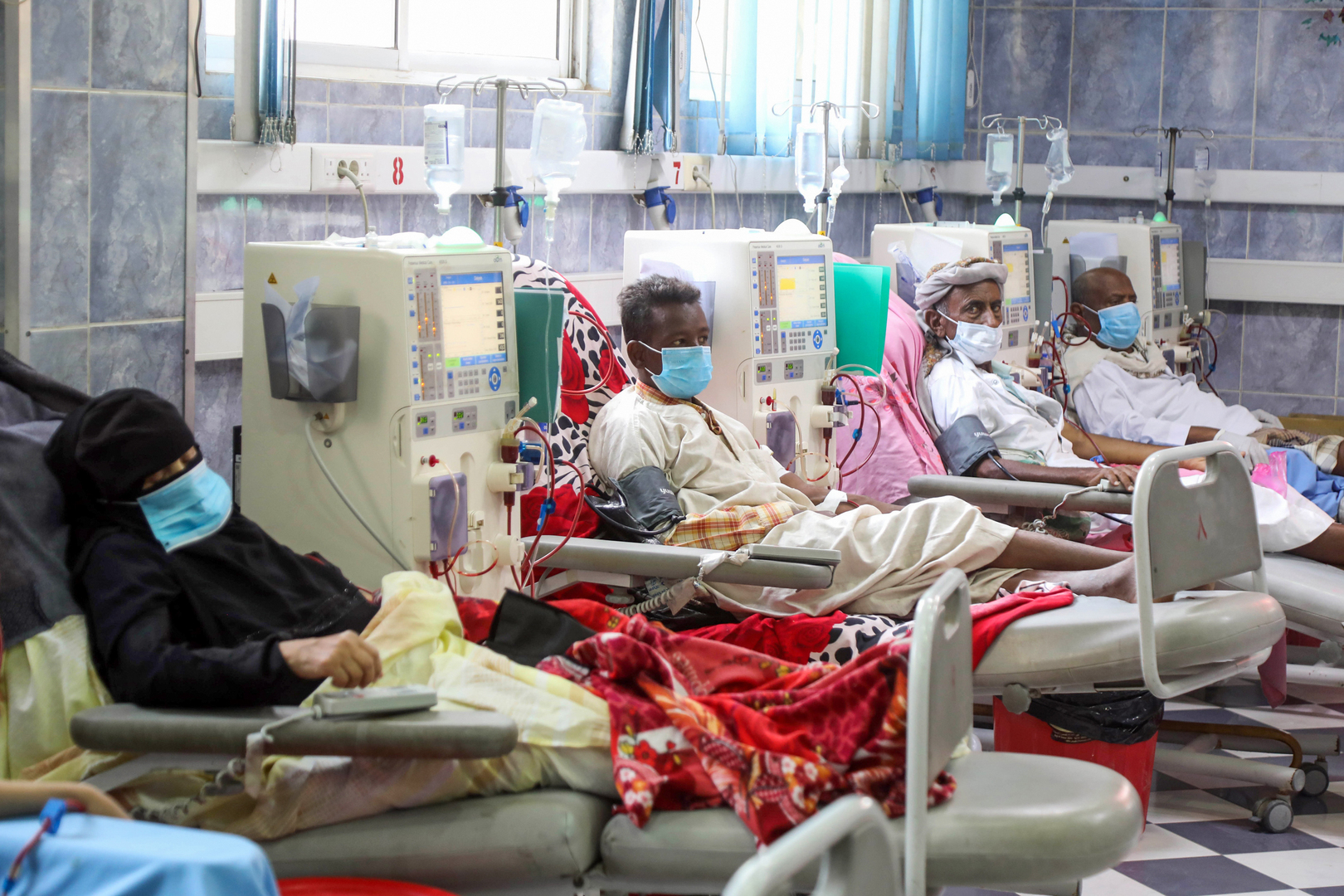 الصحة اليمنية تسجل تراجعا في إصابات كورونا