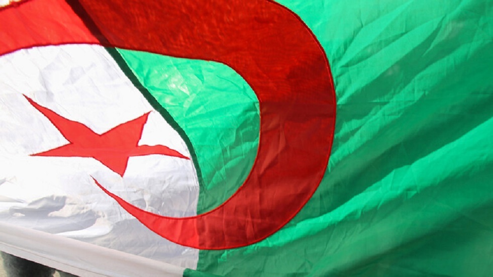 المعارض كريم طابو يطالب بعملية سياسية حقيقية بالجزائر