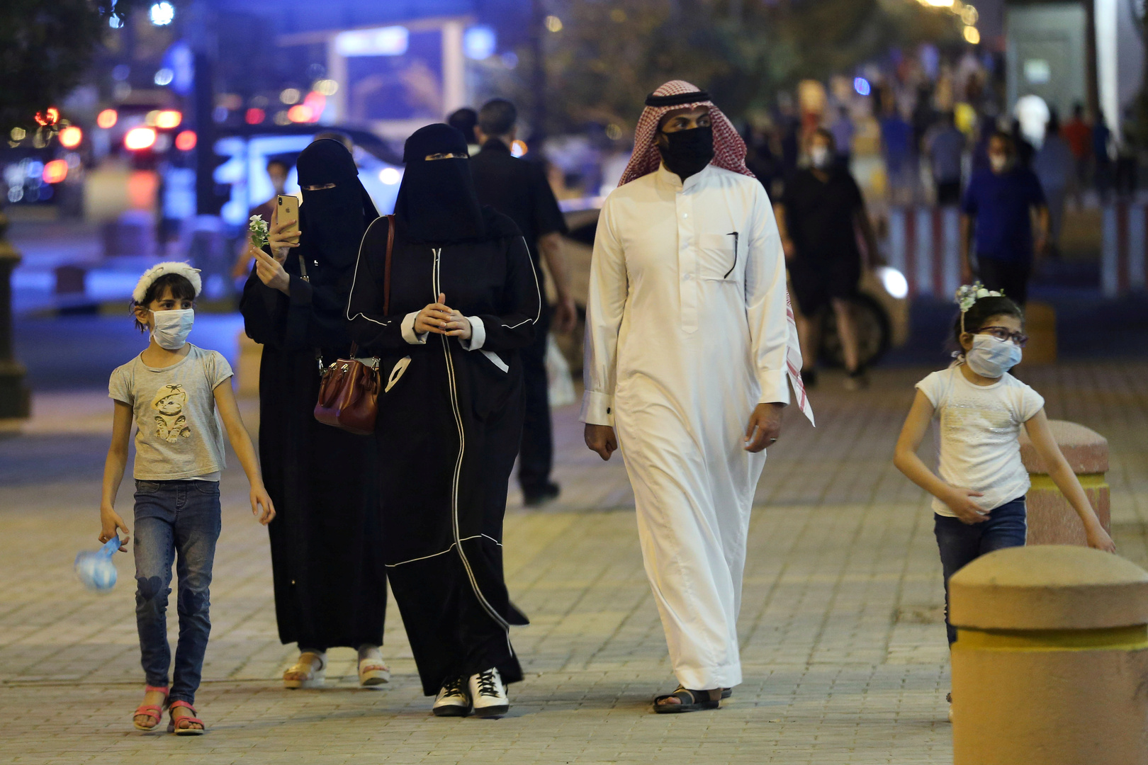 الوفيات اليومية جراء كورونا في السعودية فوق الـ50 من جديد