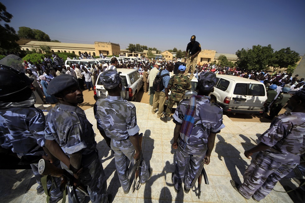 السودان يعلن حالة الطوارئ في دارفور بعد نشوب أعمال عنف