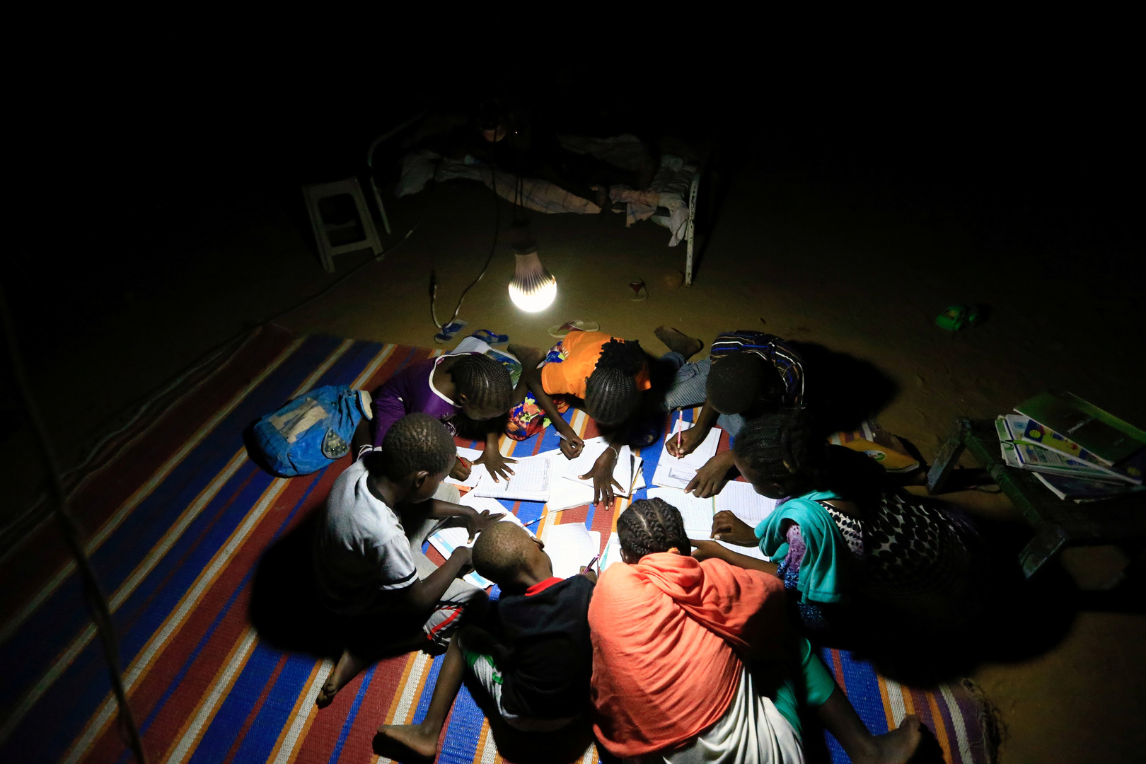 وزيرة المالية السودانية المكلفة: السودان يعاني من أجل توفير الكهرباء ونضطر للشحادة من العالم