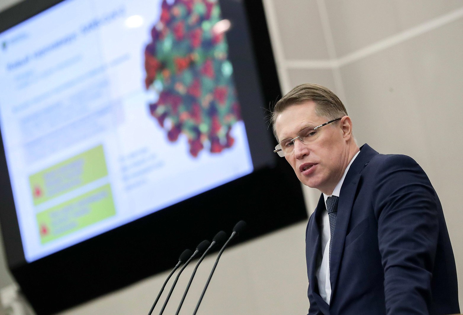 وزير الصحة الروسي يقترح إجراء مناقشات بين الخبراء الروس والأمريكيين بشأن كورونا
