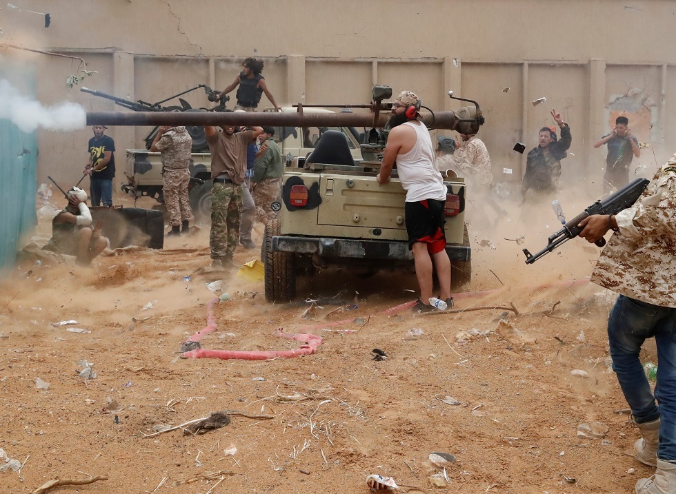 حكومة الوفاق الليبية تحشد قواتها قرب سرت