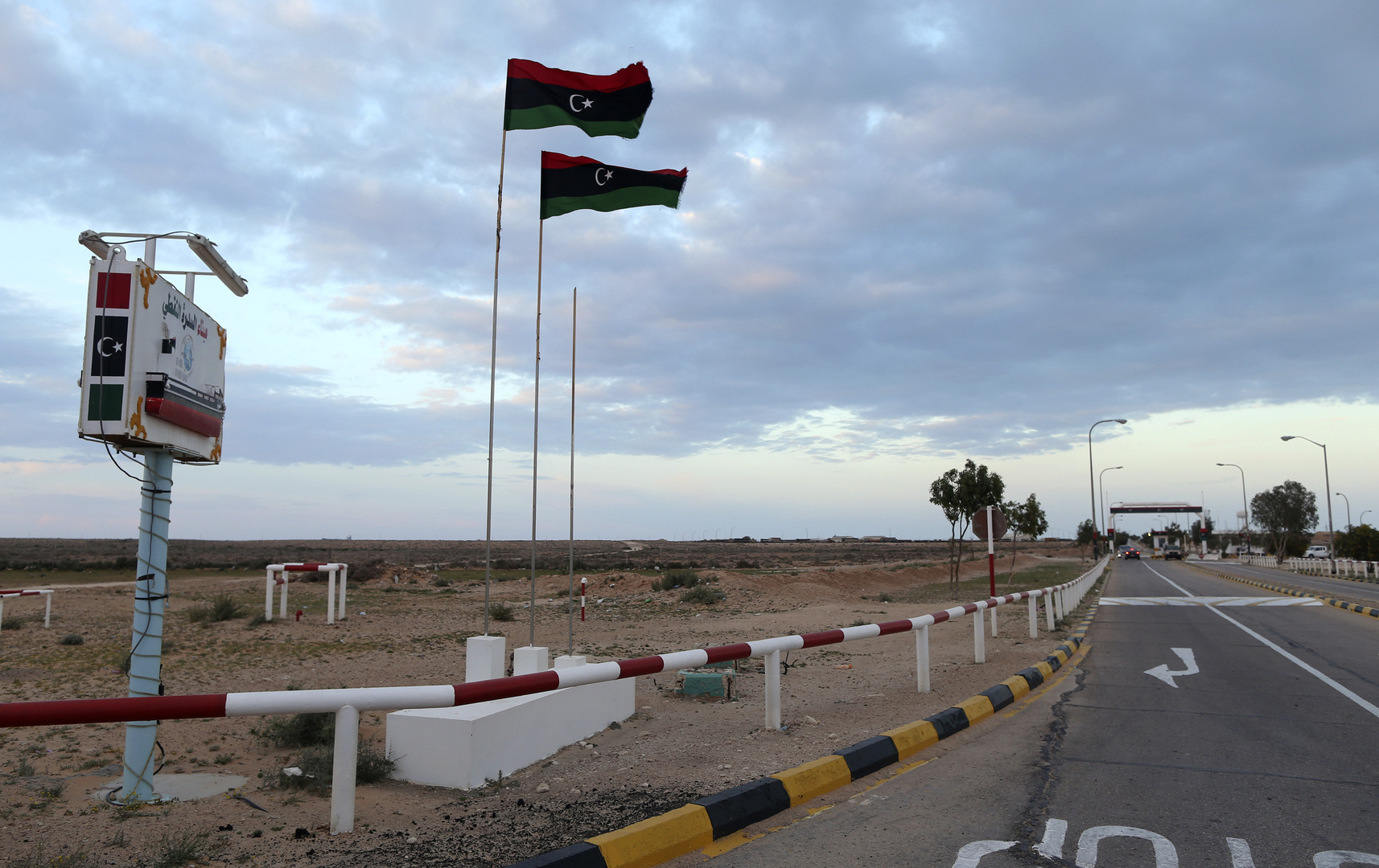 روسيا وتركيا تتفقان على مواصلة الجهود لتهدئة الوضع ووقف القتال في ليبيا