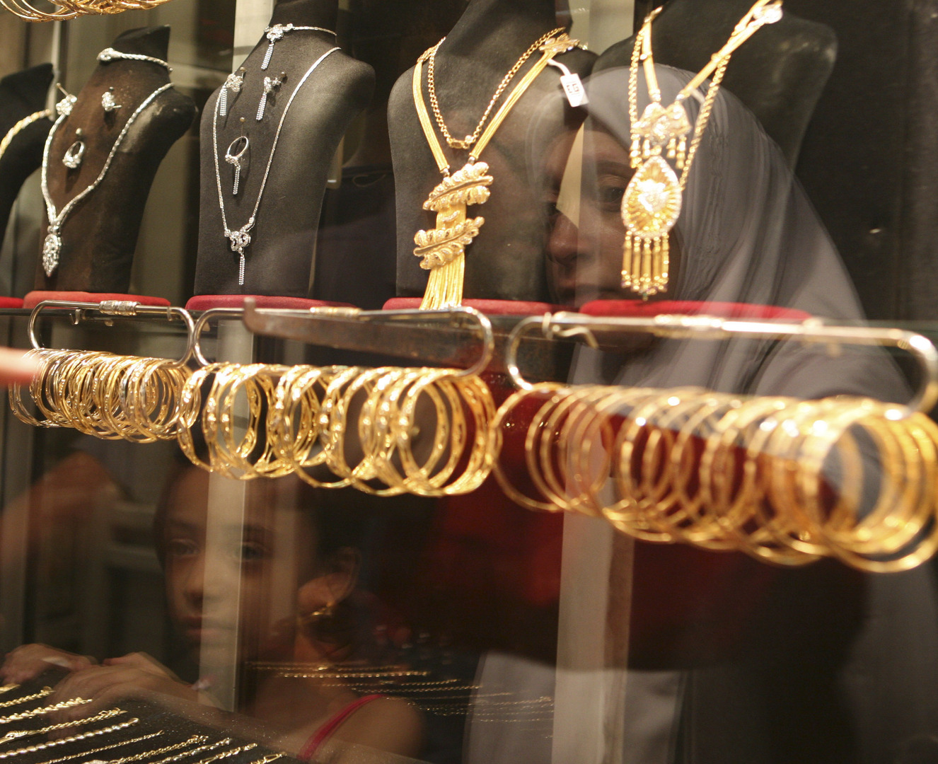 الذهب في مصر يرتفع 17 جنيها دفعة واحدة