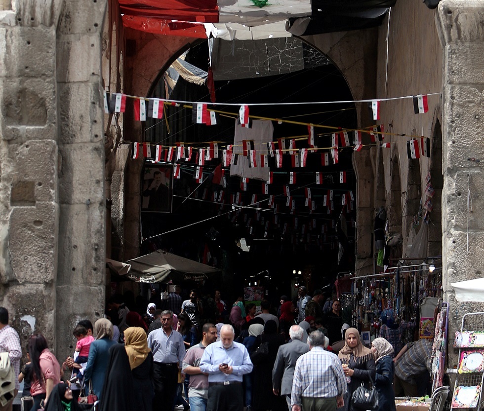 سوريا.. حريق هائل وسط سوق في دمشق القديمة (صور)